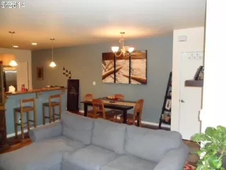 Photo #5: 22694494 Listing 