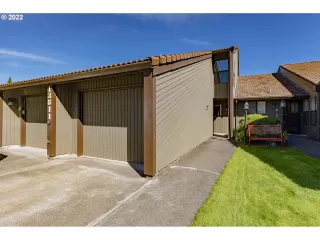 Photo #2: 22695198 Listing 