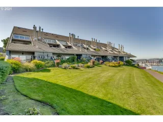 Photo #3: 22696166 Listing