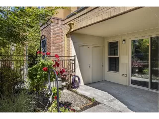 Photo #1: 22697851 Listing