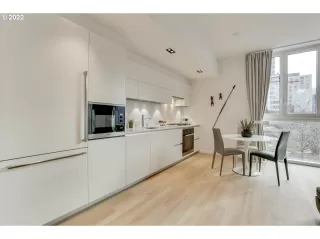 Photo #5: 22698160 Listing 