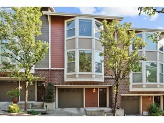 Click for more information on MLS # 226986173 : 4108 S CORBETT AVE More Details about MLS # 226986173 : 4108 S CORBETT AVE