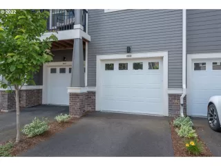 Photo #2: 22699118 Listing