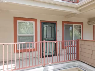 Photo #1: 227028922 Listing