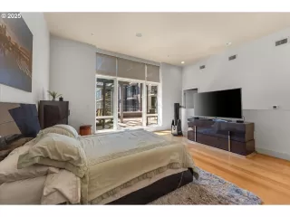 Photo #3: 227191797 Listing