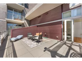 Photo #5: 227191797 Listing