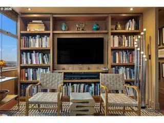 Photo #1: 228102702 Listing 