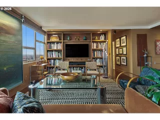 Photo #2: 228102702 Listing 