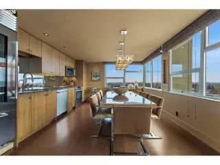 Photo #3: 228102702 Listing 