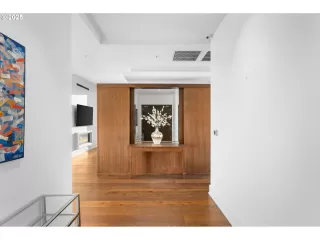 Photo #2: 228205789 Listing 