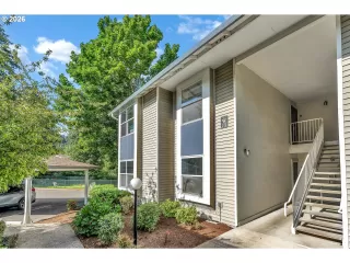 Photo #1: 228328803 Listing