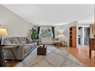 Photo #1: 228488968 Listing 