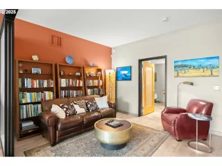 Photo #5: 229878529 Listing 