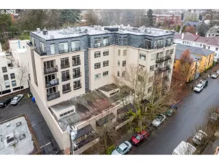 Photo #1: 23001068 Listing 