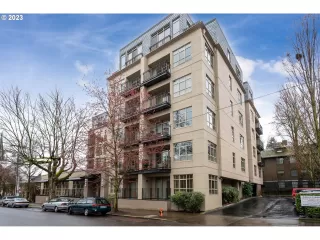 Photo #2: 23001068 Listing 