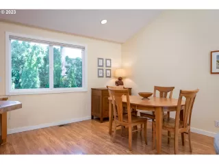 Photo #3: 23003011 Listing 