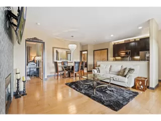 Photo #2: 23003433 Listing 