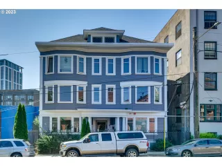 Photo #1: 23004649 Listing 