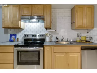 Photo #4: 23004649 Listing 