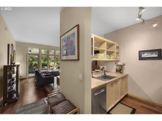 Photo #1: 23005514 Listing 