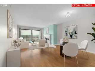 Photo #5: 23006539 Listing