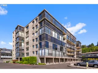 Photo #1: 23006551 Listing