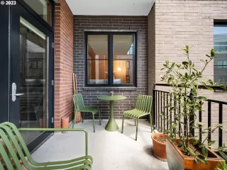 Photo #2: 23008317 Listing 