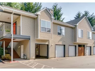 Photo #2: 23009088 Listing