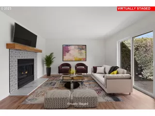 Photo #3: 23010093 Listing