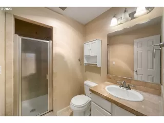 Photo #3: 23011479 Listing