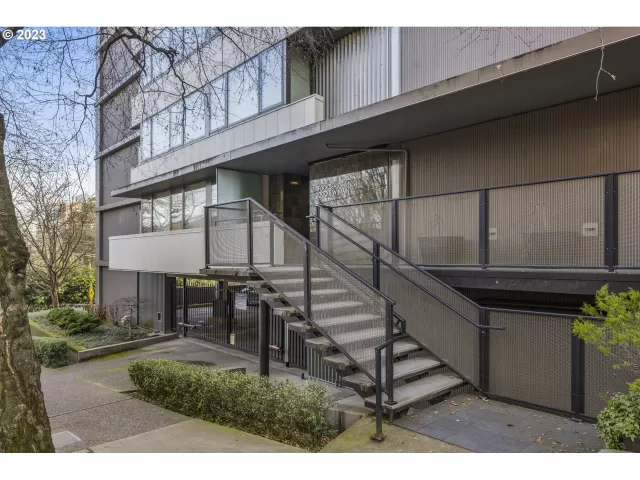 MLS: 23012016 Condo For Sale