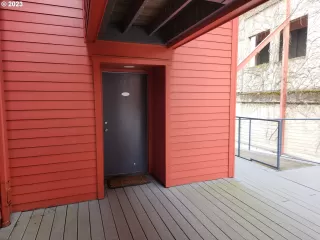 Photo #1: 23013047 Listing