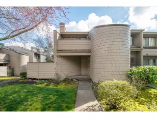 Photo #1: 230157811 Listing