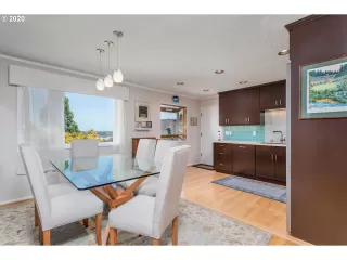 Photo #6: 23016015 Listing