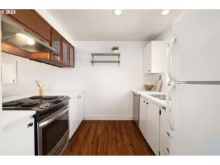 Photo #4: 23017497 Listing 