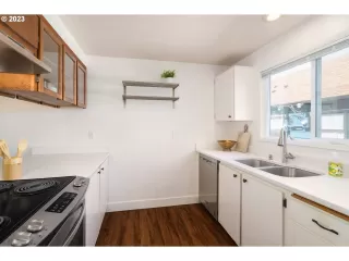 Photo #5: 23017497 Listing 