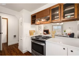 Photo #6: 23017497 Listing 