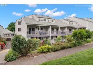 Photo #1: 23018629 Listing