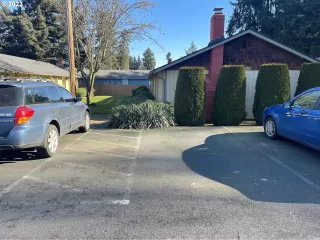 Photo #3: 23019158 Listing