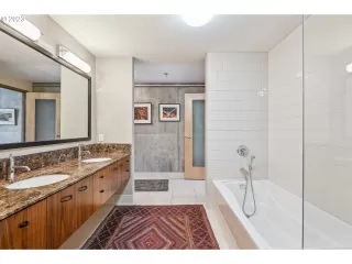 Photo #2: 23019298 Listing 