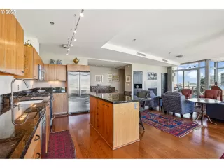 Photo #6: 23019298 Listing 