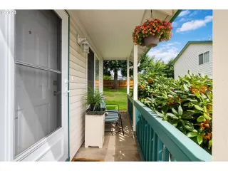 Photo #4: 23019858 Listing