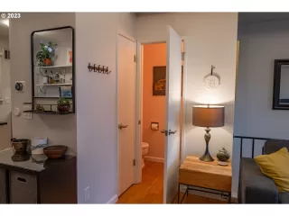 Photo #3: 23019925 Listing