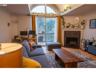 Photo #5: 23019925 Listing