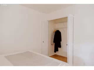 Photo #1: 23020026 Listing