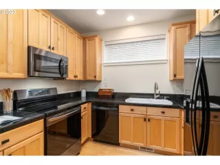 Photo #1: 23021043 Listing