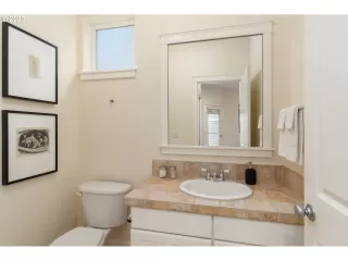 Photo #3: 23021043 Listing