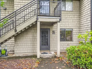 Photo #3: 23022220 Listing