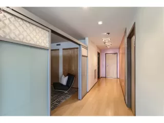 Photo #5: 23022360 Listing 