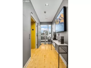 Photo #5: 23022860 Listing 